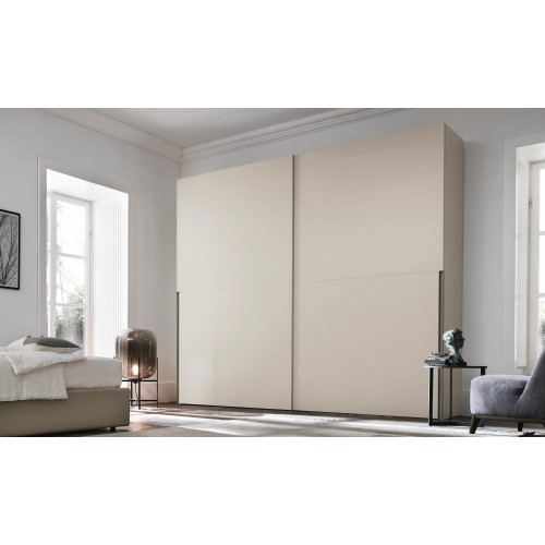 TMS. Doris tolóajtós gardrób